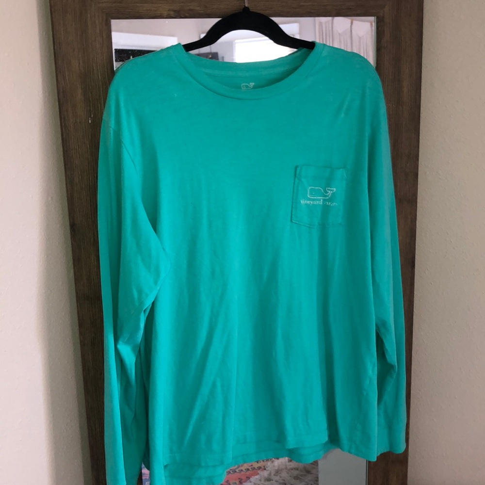 Vineyard vines longsleeve tee